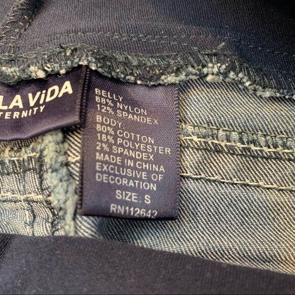 Bella Vida Full Panel Denim Maternity Shorts - Picture 8 of 8